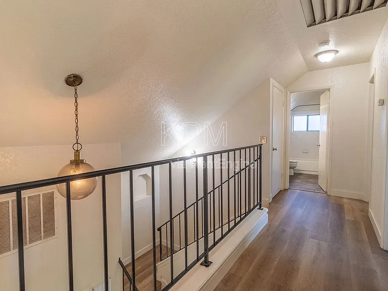 2828 Smoke Tree Cir — Photo 25