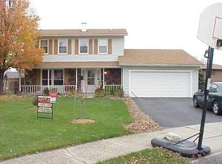 2500 Lincolnwood Ct, Aurora, IL 60504