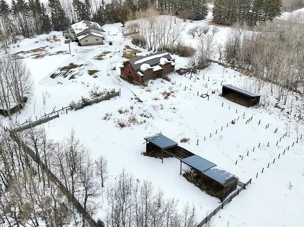 27137 N High Way #42, Red Deer County, AB T0M 1R0