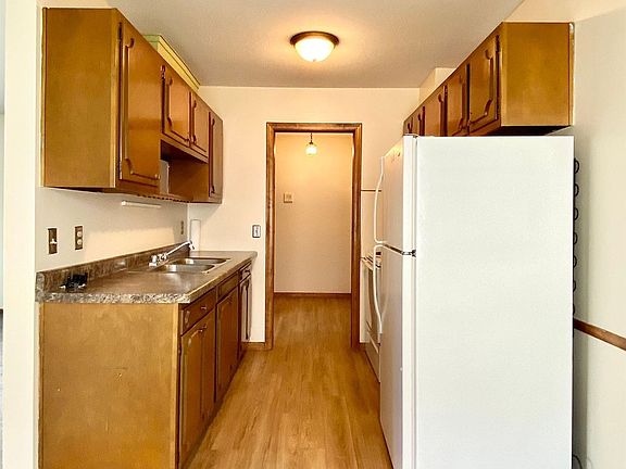 4th image of 3100 Inglewood Ave S APT 6