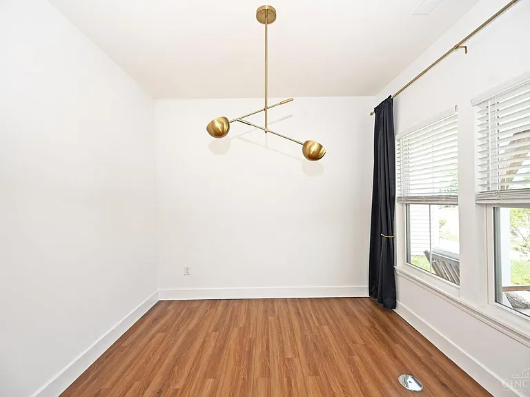 5595 Noble Ct — Photo 6