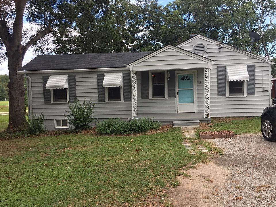 Welcome Home to your Flowery Branch Cottage