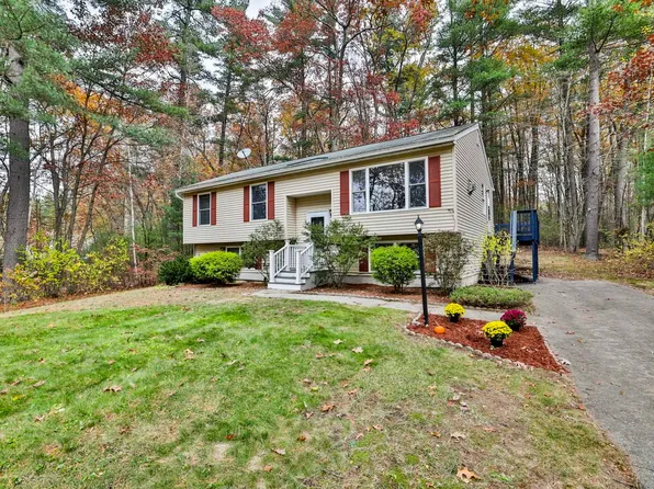 16 Evergreen Drive, Hudson, NH 03051