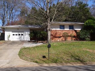1014 Woodall Ln NW, Huntsville, AL 35816