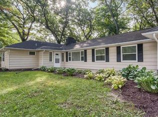 3025 12th Ave SE, Cedar Rapids, IA 52403