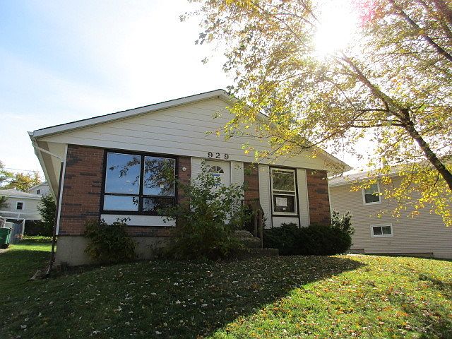 1st image of 929 Hillwood Cir