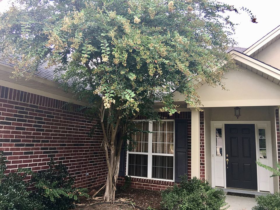 1st image of 1109 Rita Ln