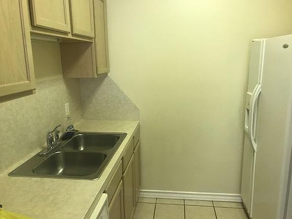 5th image of 13974 Fortuna Bay Dr