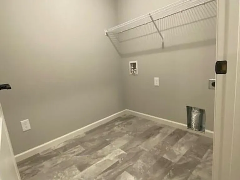 4810 Airlake Dr — Photo 6