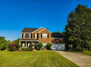 7801 Peach Blossom Ct, Harrisburg, NC 28075
