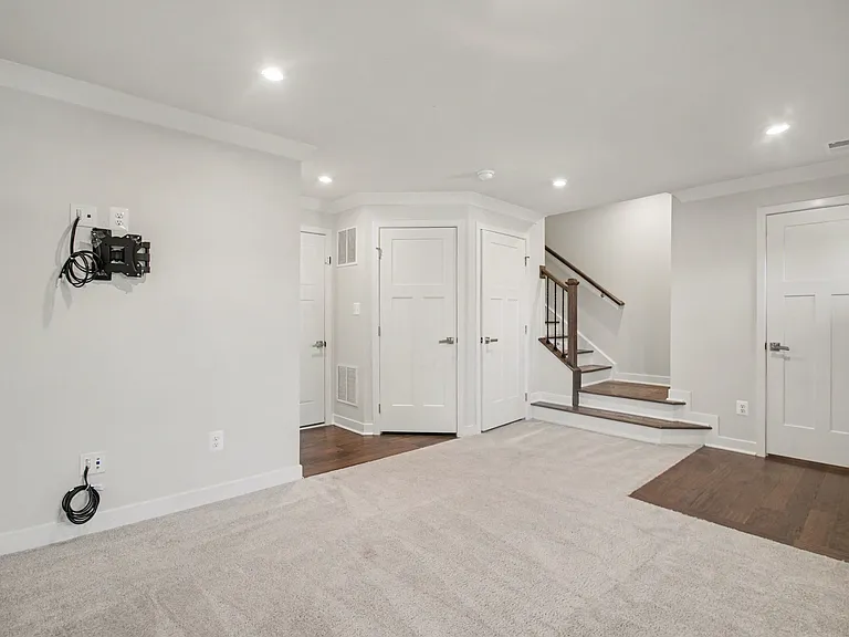 18143 Red Mulberry Rd — Photo 18