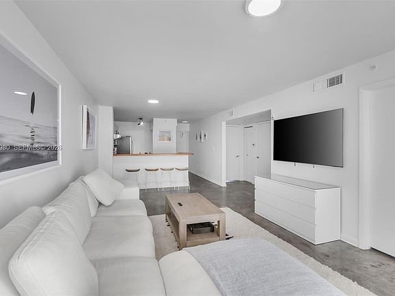 4th image of 1401 Bay Rd APT 405