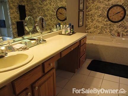 Master bath (her vanity)