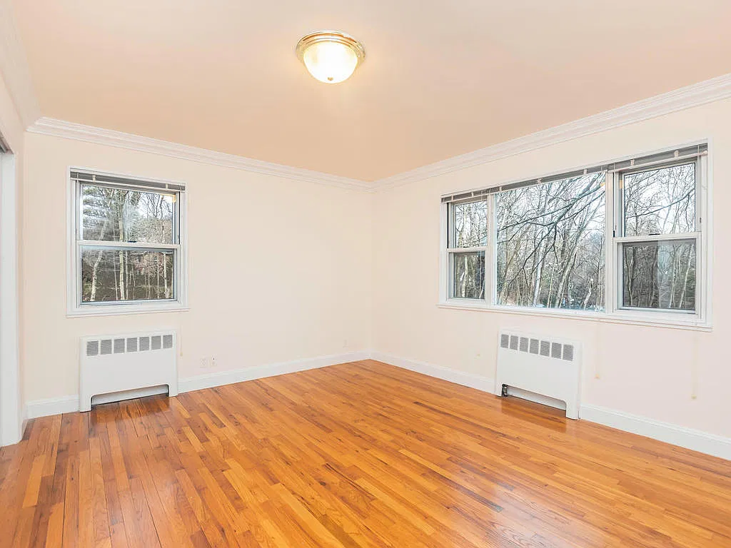 2 bed, 900 sqft, $2,750 — Photo 4