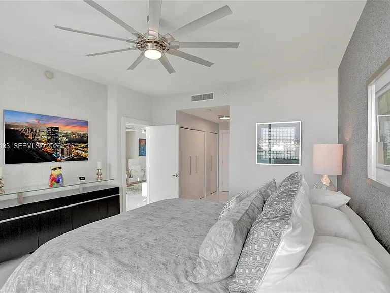 900 Biscayne Blvd #2901 — Photo 42