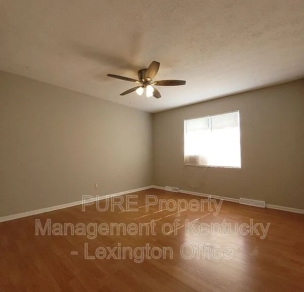 627 Silverleaf Dr — Photo 13