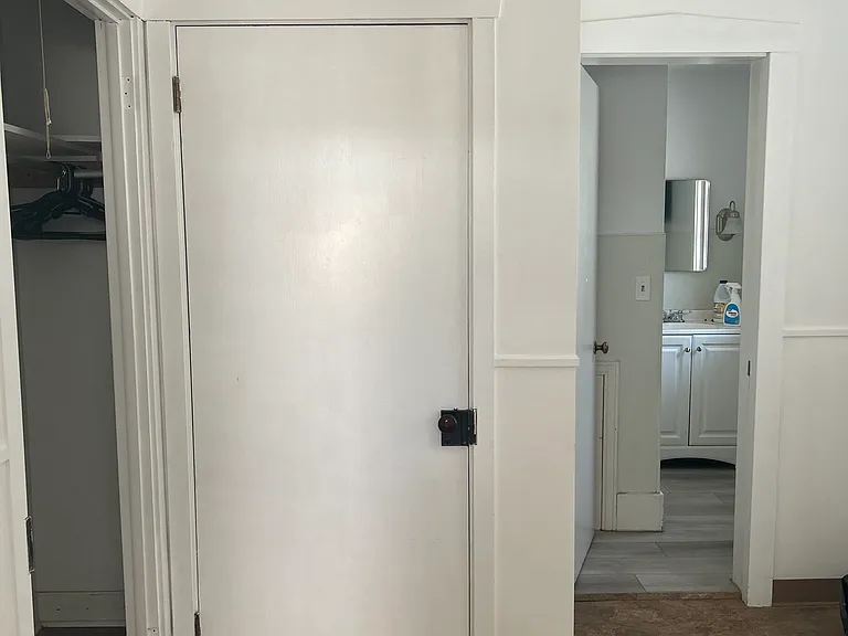 776 E Main St #1 — Photo 7