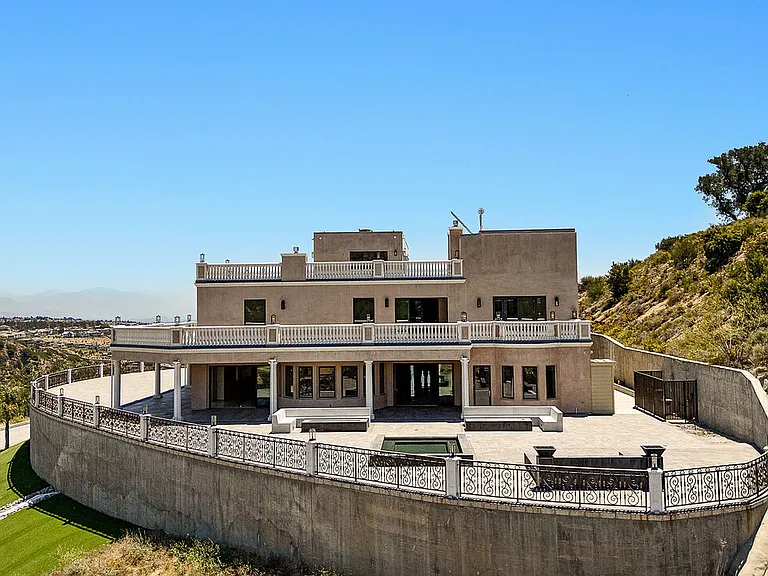 11631 Poema Pl — Photo 30