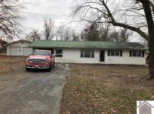 136 W Lion Dr, Salem, KY 42078