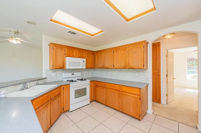 188 Woodcliff Dr — Photo 40