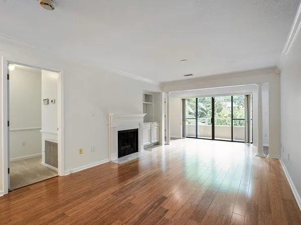 25206 Plantation Dr NE #25206, Atlanta, GA 30324