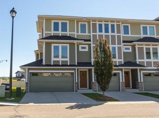 339 W Viscount Dr #601, Red Deer, AB T4R0S2