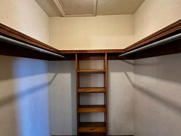 505 SW 77th St — Photo 35