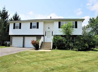 60 Wedgewood Dr, Goshen, NY 10924