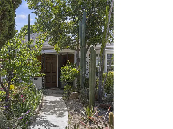 1050 Del Rio Ave, Los Angeles, CA 90065