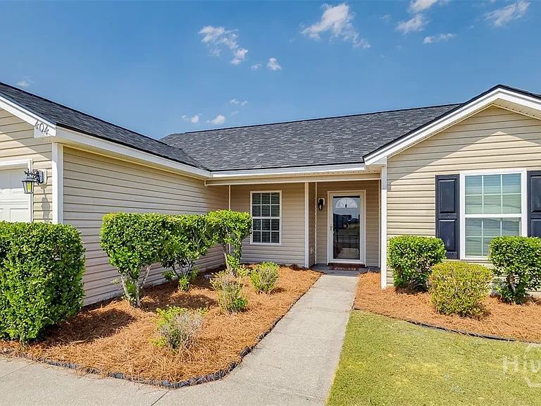 404 Pine Top Rd — Photo 3
