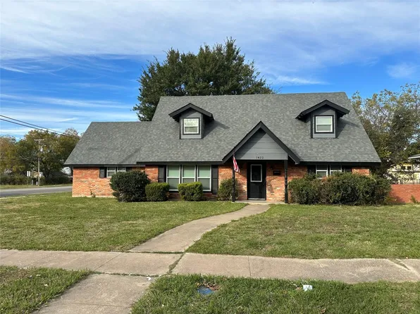 1422 Williamsburg Rd, Greenville, TX 75401