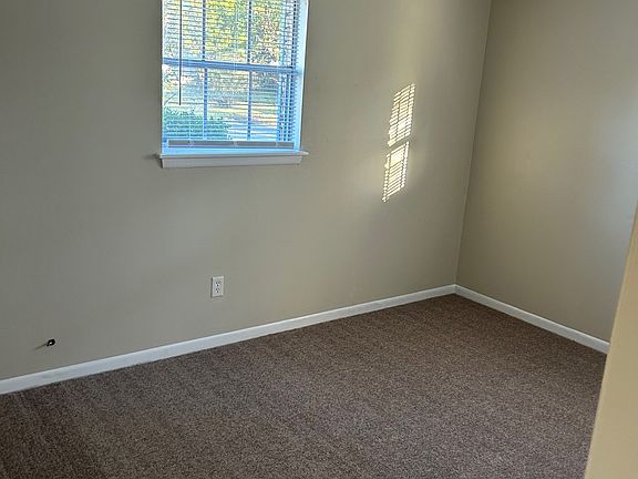 5th image of 101 Pecanwood Dr