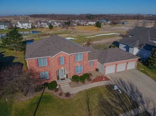 39 Pebblebrook Ct, Bloomington, IL