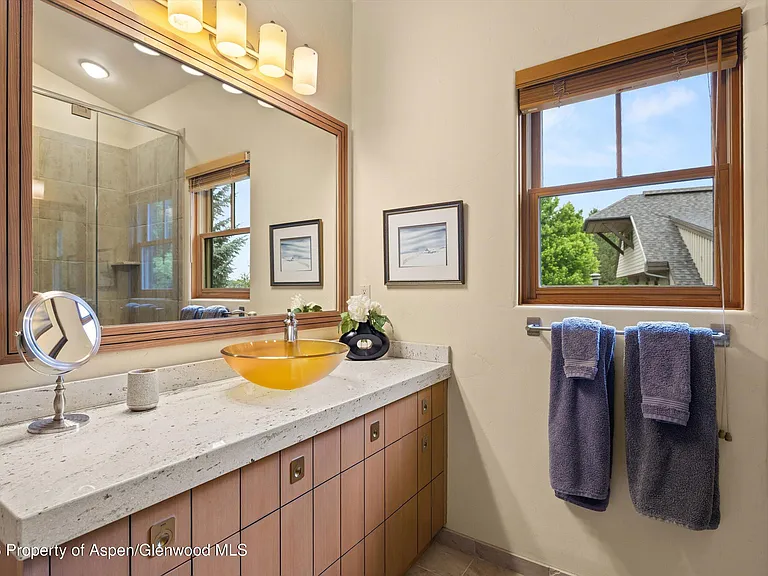 31 Primrose Rd — Photo 16