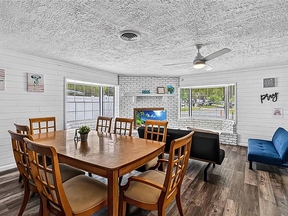 5th image of 745 HILLVIEW DRIVE