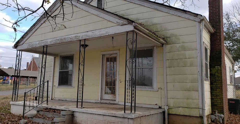1st image of 2122 McCroskey Ave