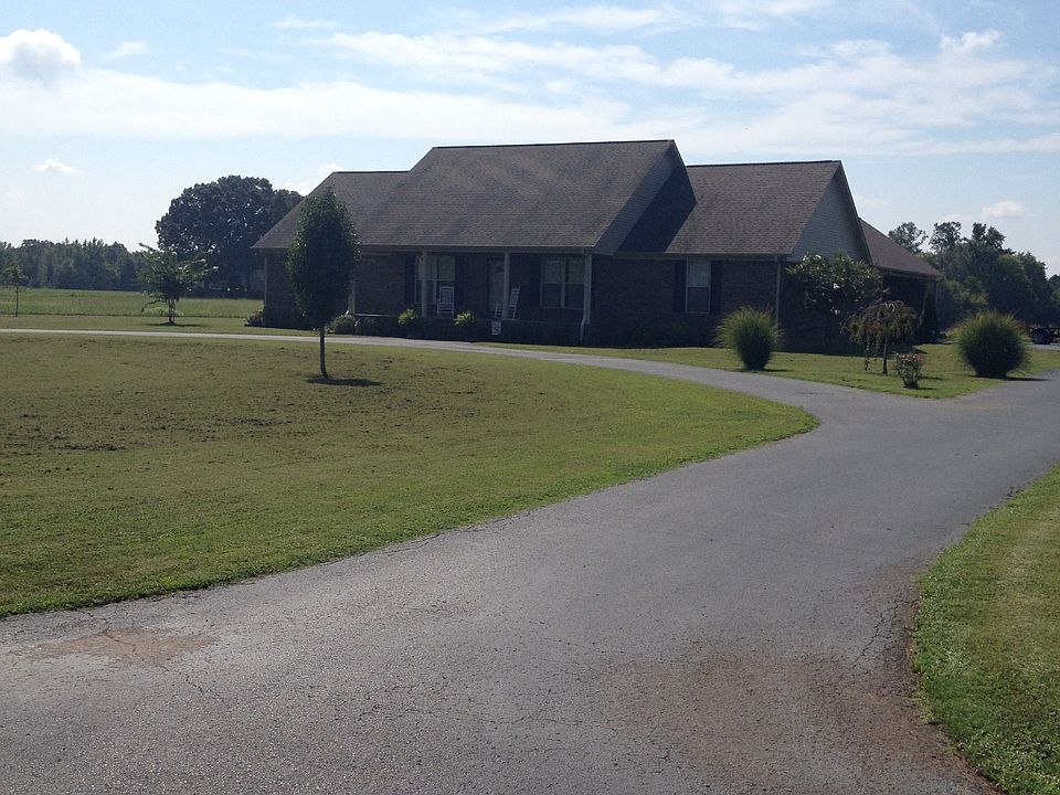 2nd image of 740 Sheep Neck Ln