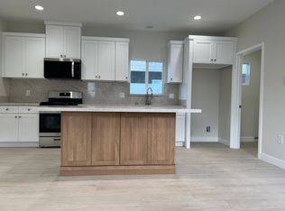 5604 W Highland St #2, Santa Ana, CA 92704