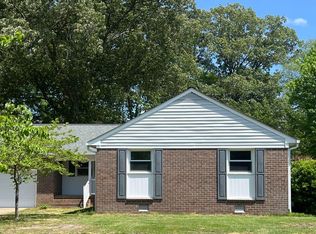 114 Vine Dr, Yorktown, VA 23692
