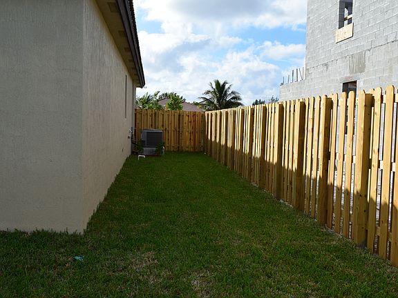 4th image of 4119 Ne 21 Ct.