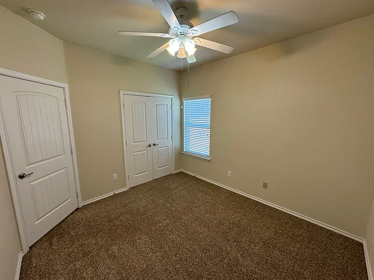 3020 Tamarack Ln — Photo 36