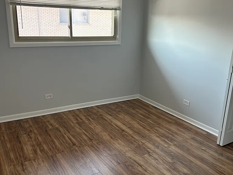 10327 McVicker Ave #3 — Photo 8