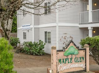2715 W Maplewood Ave APT 325, Bellingham, WA