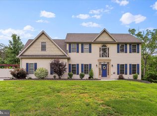 287 N Lakewood Dr, Ridgeley, WV 26753