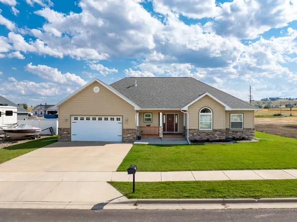 1328 Camas Dr, Great Falls, MT 59404