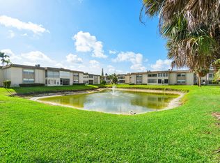 500 Davis Rd APT 37, Palm Springs, FL 33461