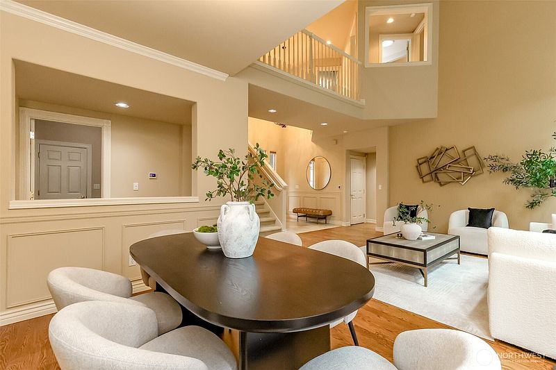 5th image of 1847 Pointe Woodworth Drive NE