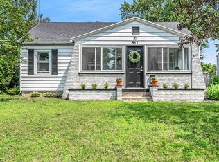 817 35th St SW, Wyoming, MI 49509