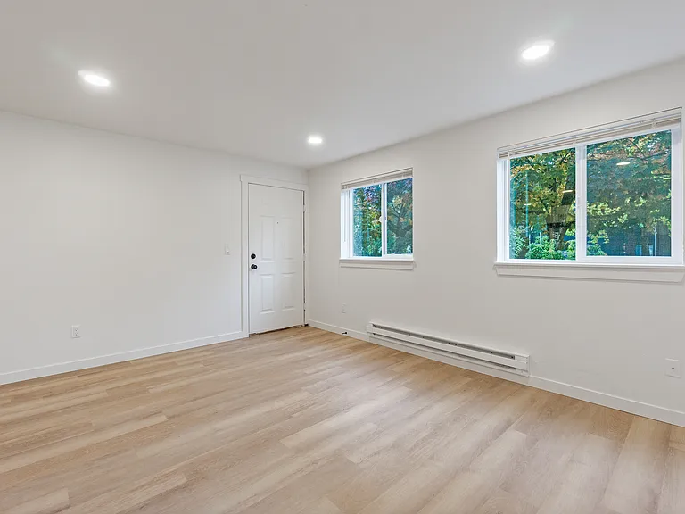 2140 SW Holden St #B3 — Photo 6