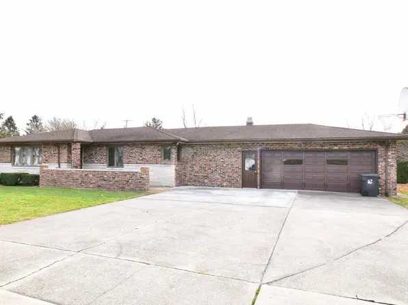 1112 E 12th St, Fowler, IN 47944